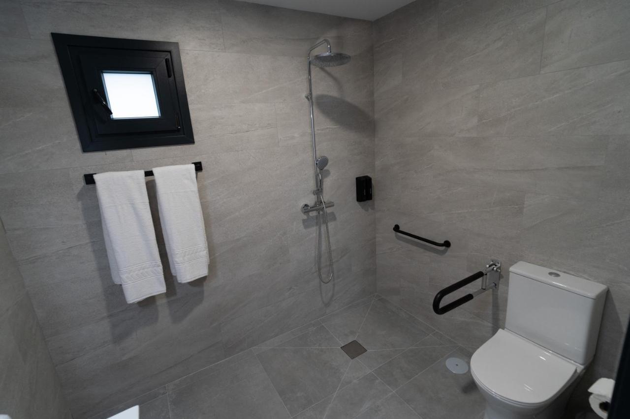 Riam Suites Apartamentos Los Palacios Y Villafranca Exterior foto